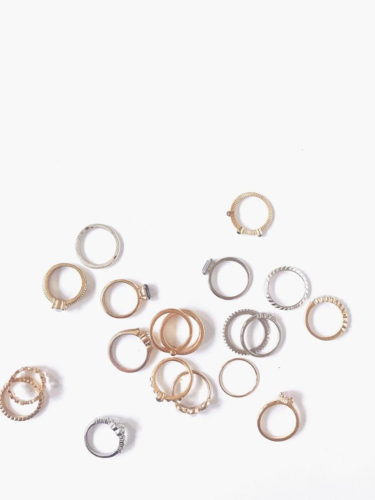 Handcrafted bridal set, modern design